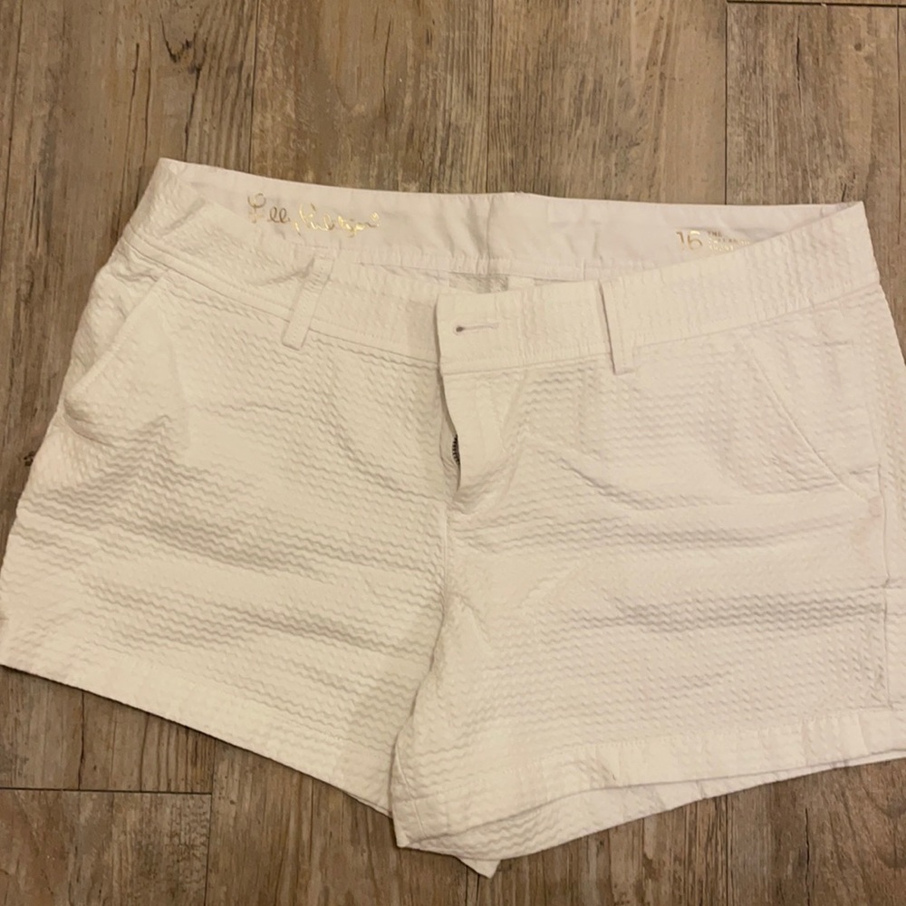 Lilly Pulitzer white shorts